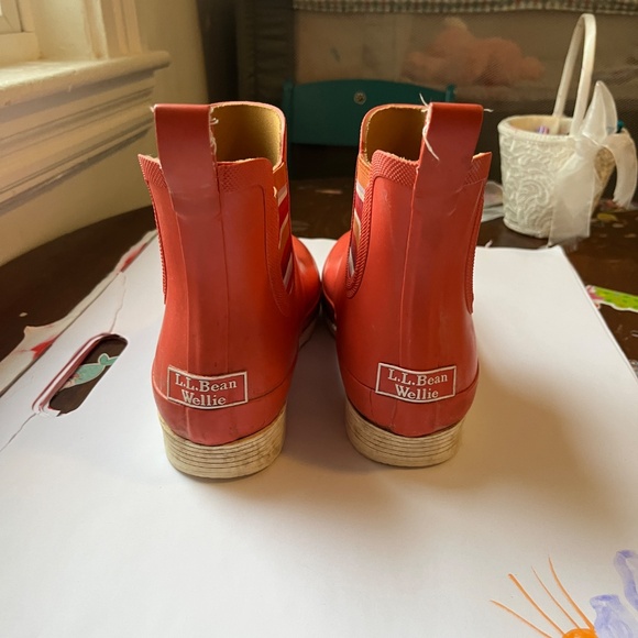 LL Bean pink Wellies - Picture 2 of 3